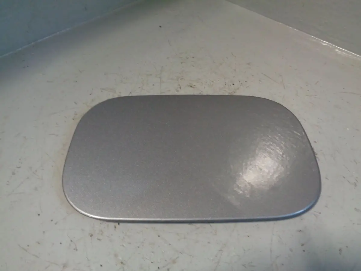 Discovery 4 Fuel Flap Orkney Grey 949 Land Rover 2009 To 2014 1