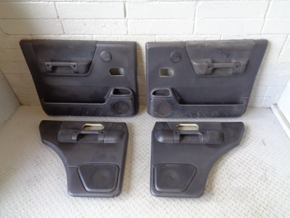 Discovery 2 Door Cards Set Of X 4 Black Land Rover 2002 To 2004 Facelift R19064 1