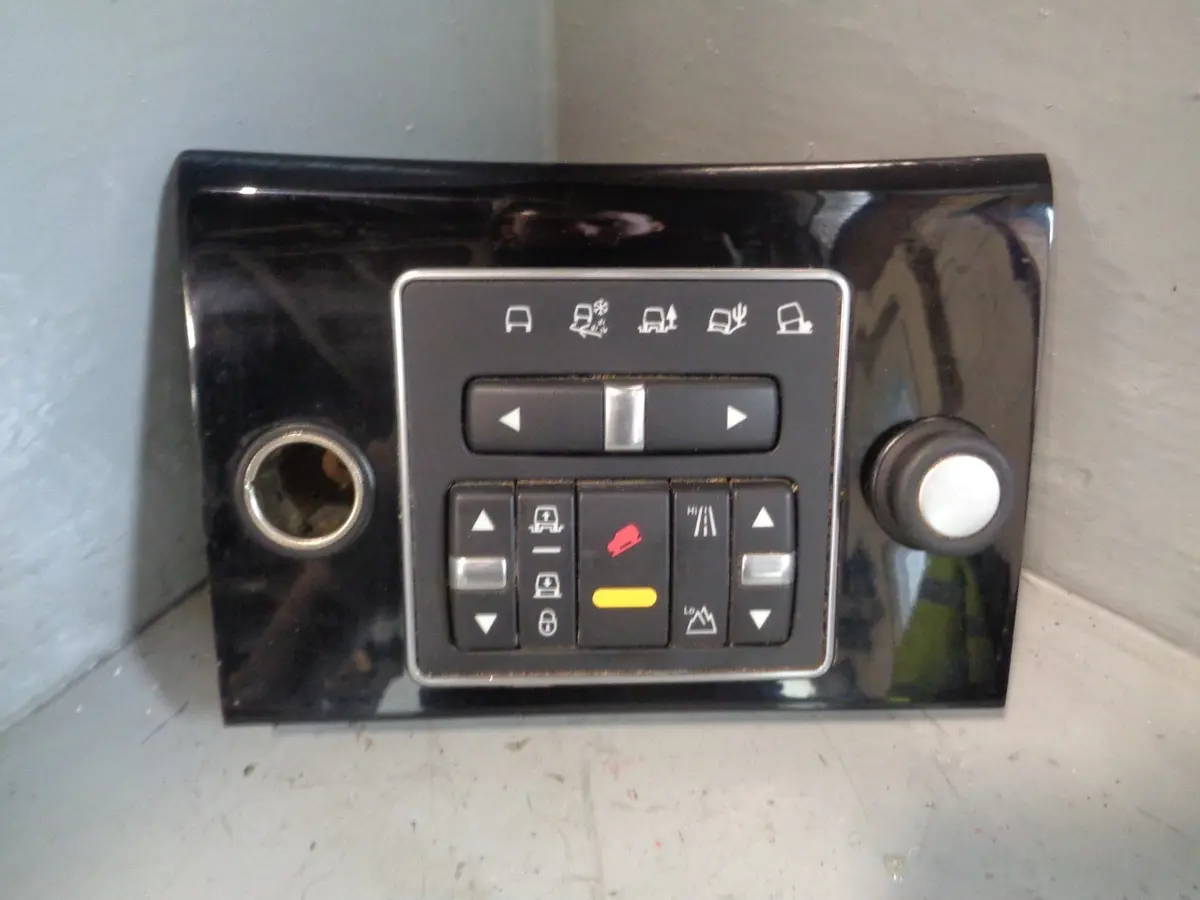 Discovery 4 Suspension And Terrain Control Panel Land Rover Black Ch22-14B596-Ab 1