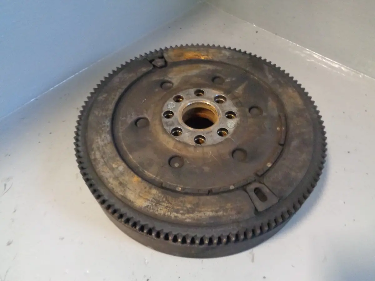 Freelander 1 Dual Mass Flywheel Manual 2.0 Td4 Land Rover 2001 To 2006 R30055 1