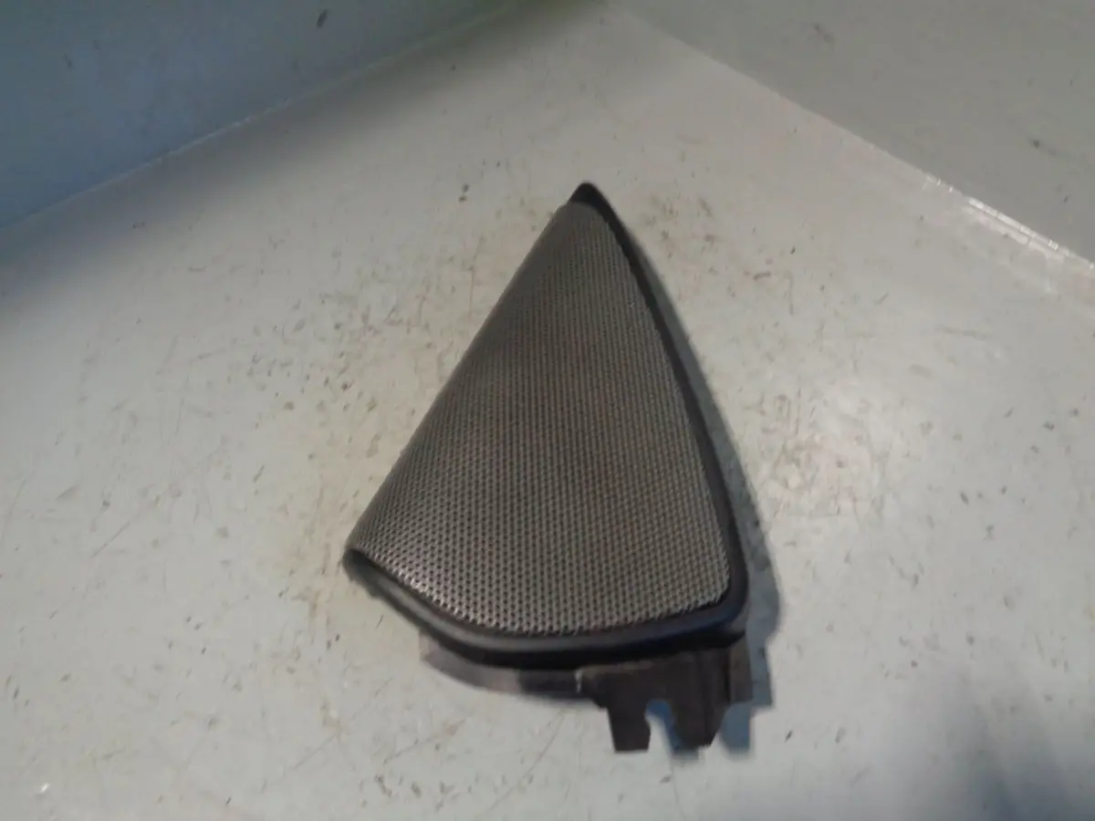 Freelander 1 Front Door Tweeter Speaker Grille Near Side Eui100010 Land Rover 1
