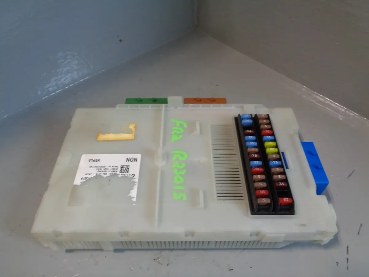 Freelander 2 2.2 Td4 Fuse Box Assembly Land Rover 2006 To 2015 R23015 1