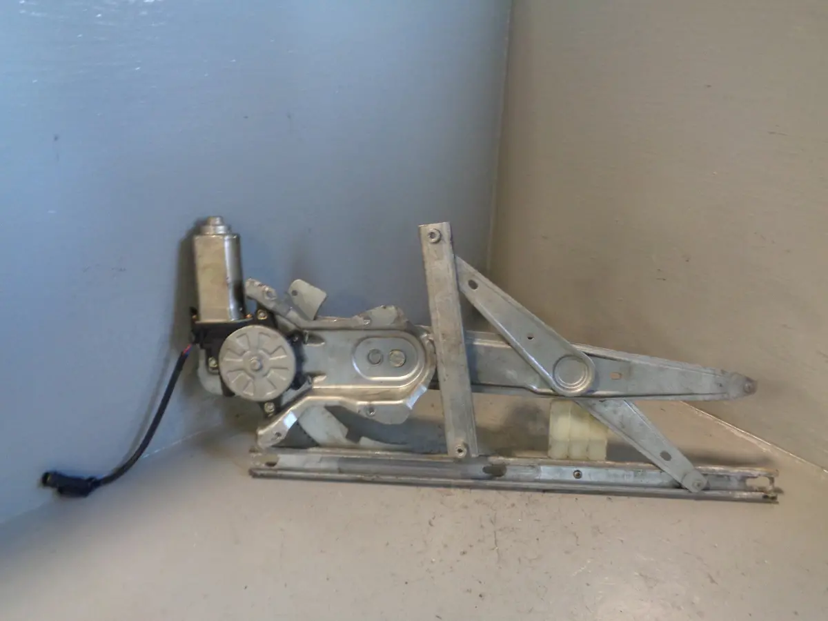 Discovery 1 Window Regulator And Motor Near Side Front Land Rover 1994 To 1997 1