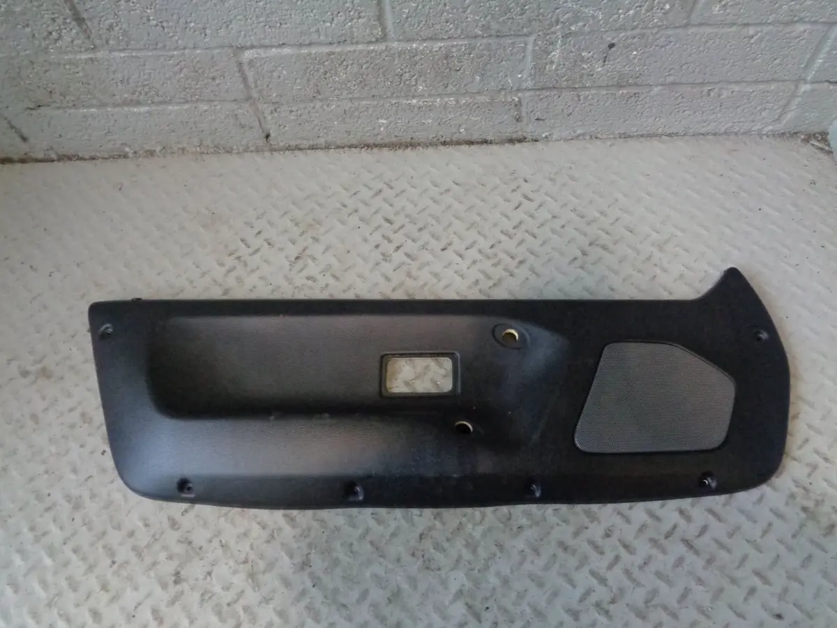Freelander 1 Door Card Black Near Side Front Land Rover 2001 To 2004 1