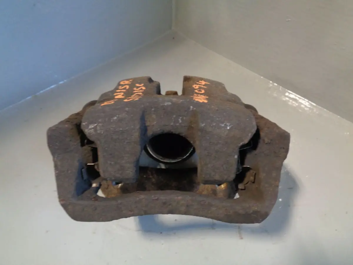 Discovery 3 Brake Caliper Near Side Rear Land Rover L319 Small Disc Carrier 1