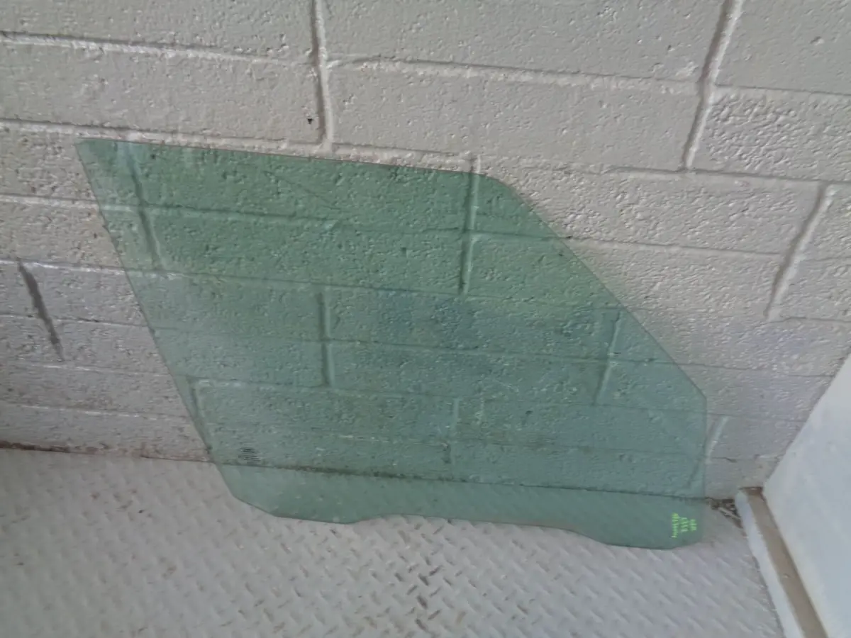 Range Rover L322 Window Glass Single Glazed Off Side Front 2002 To 2006 1