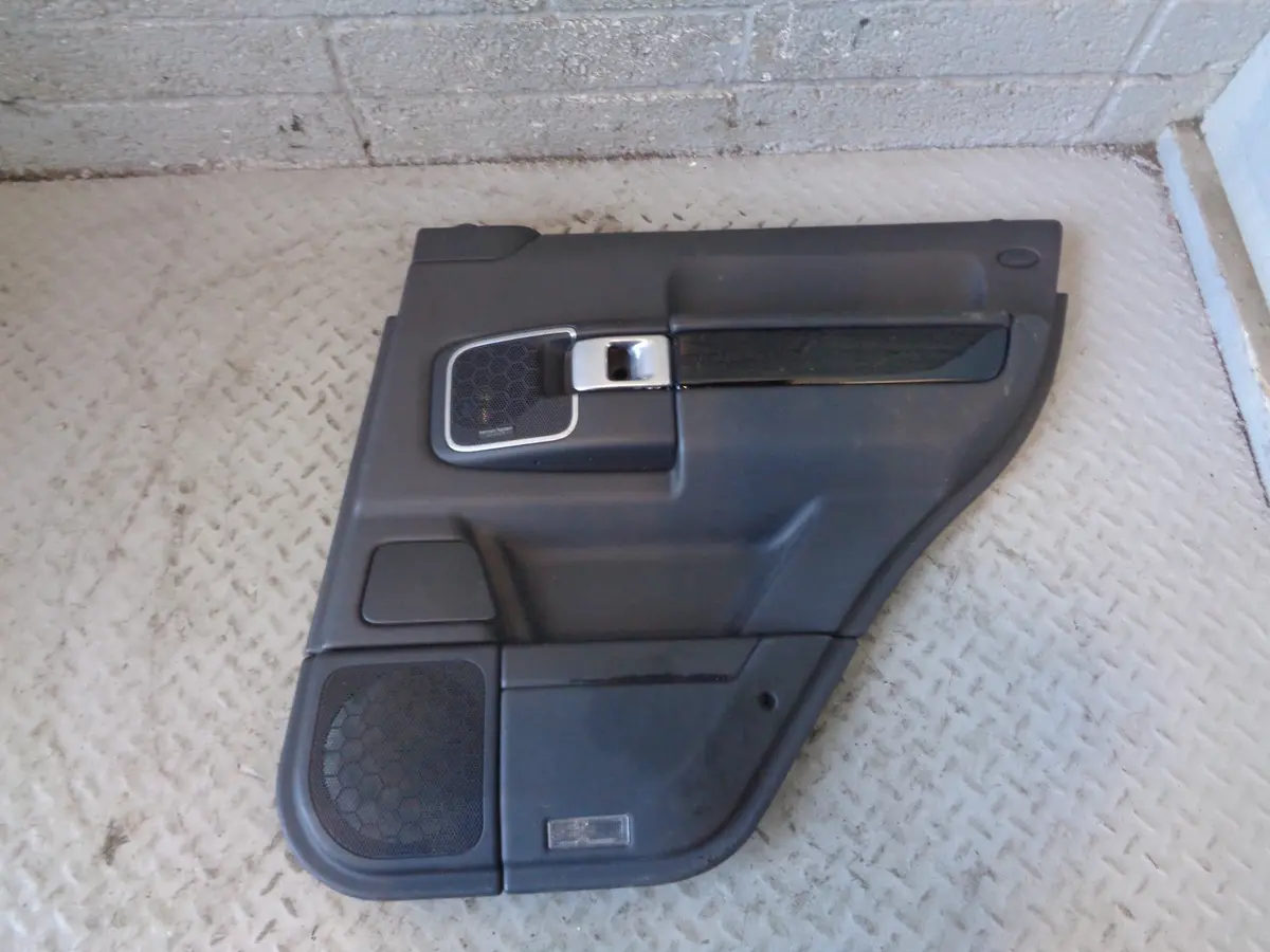 Range Rover L322 Door Card Off Side Rear Black Facelift 2006 To 2009 R01045 1