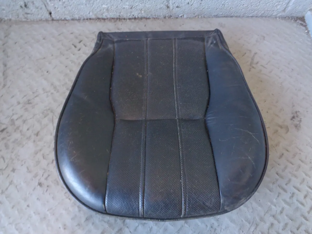 Range Rover L322 Seat Padded Base Near Side Front Black Leather Facelift R01045 1