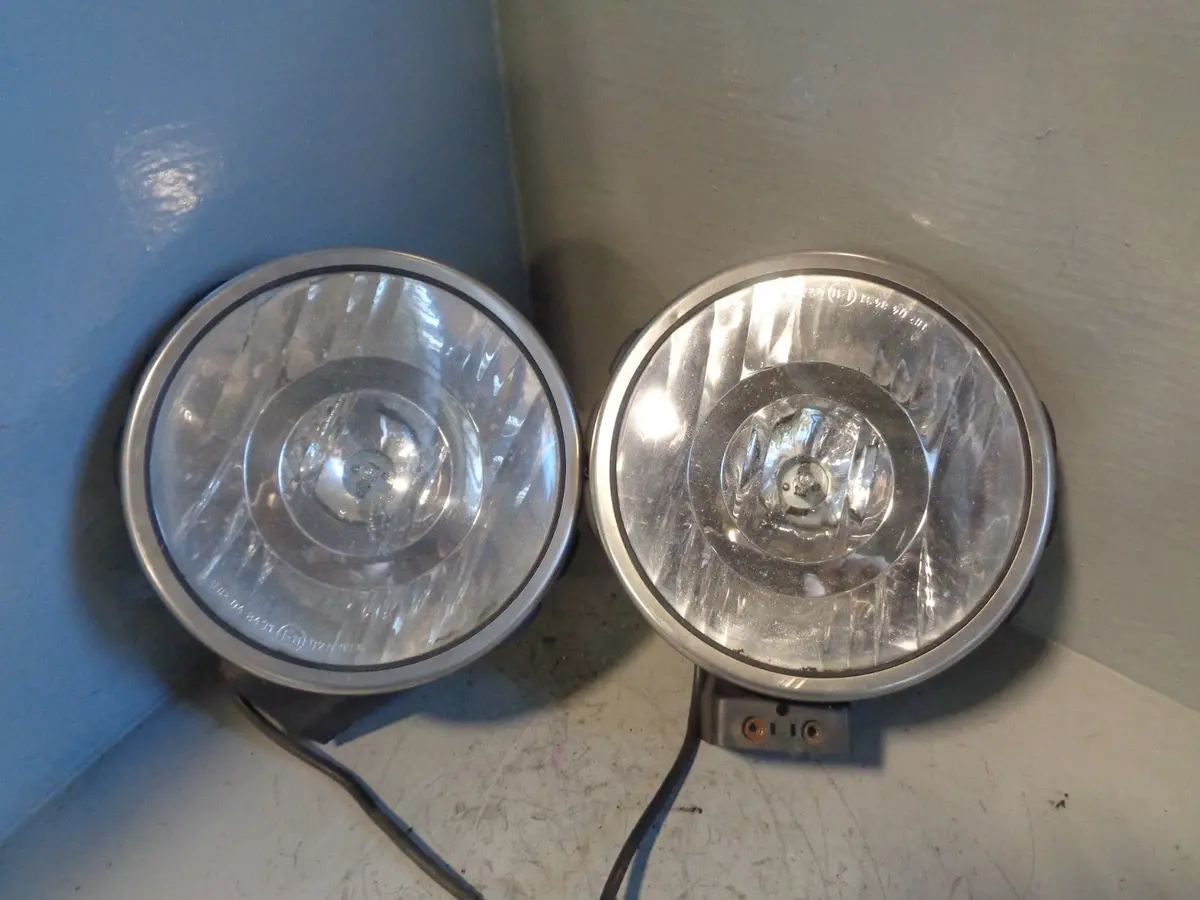 Discovery 2 Spotlights For Front Bumper Pair Halogen 2002 To 2004 L190724 1