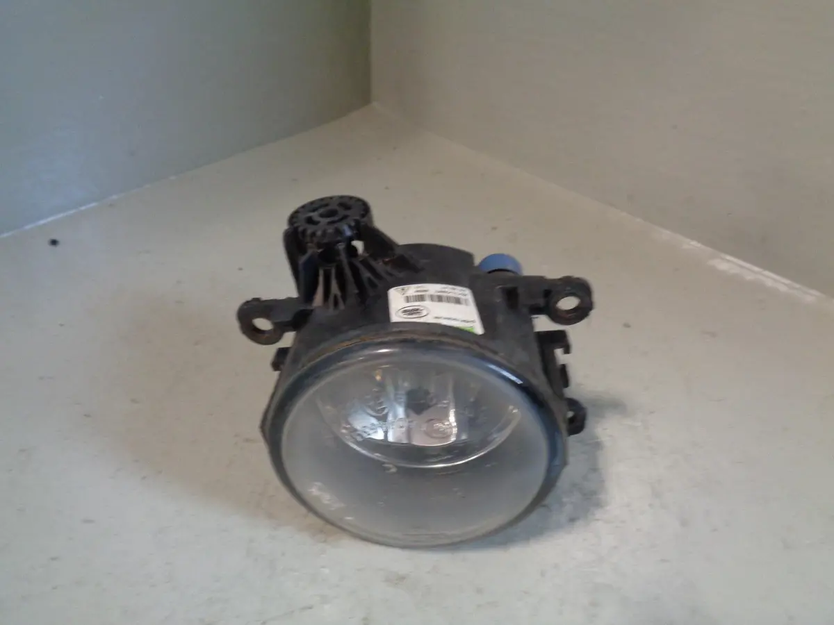 Freelander 2 Fog Light Off Side Front 6H5215k201aa Land Rover 2006 To 2010 1