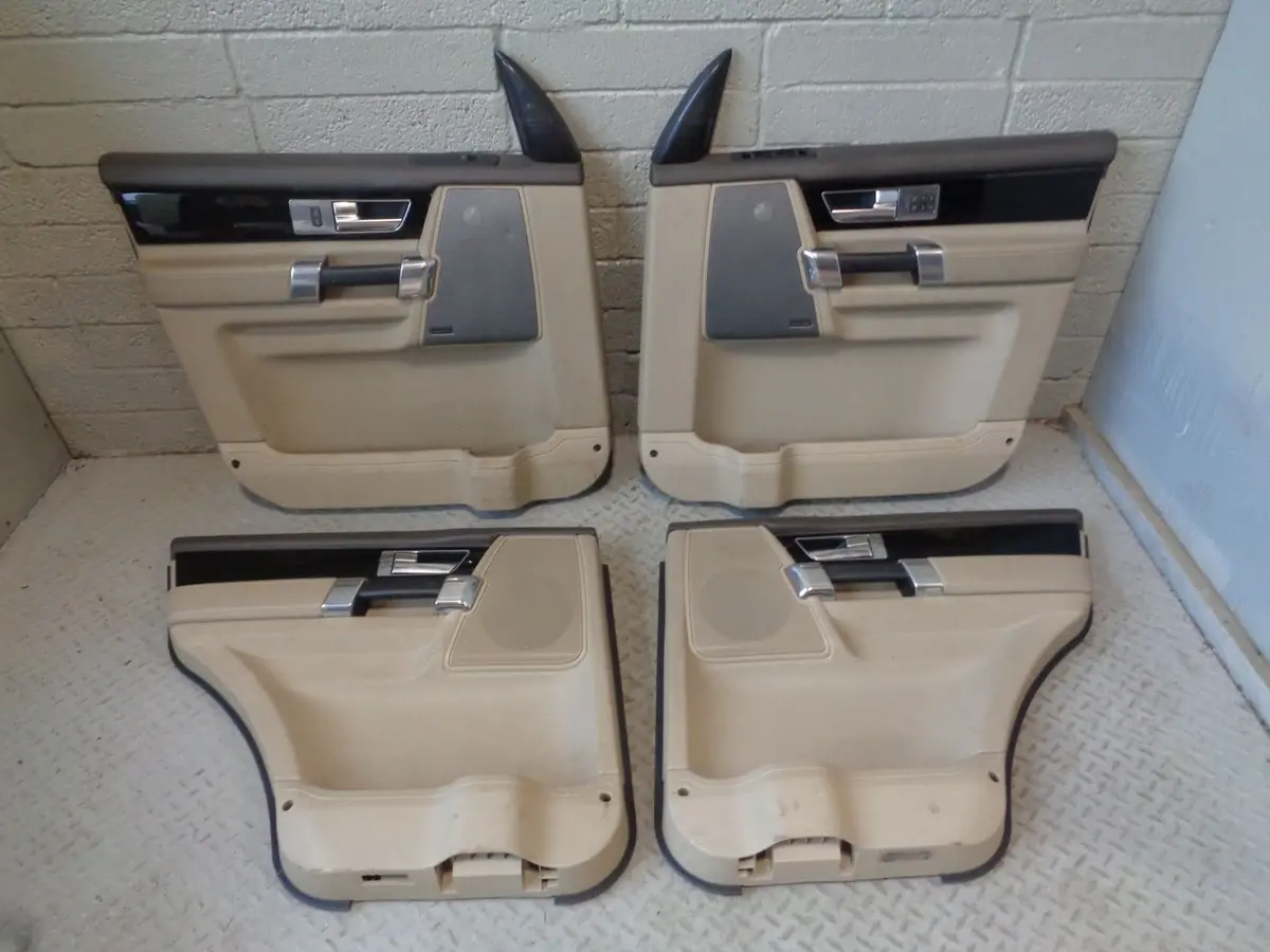 Discovery 4 Door Cards Beige X4 Harman Kardon Land Rover 2009 To 2012 L11124 1