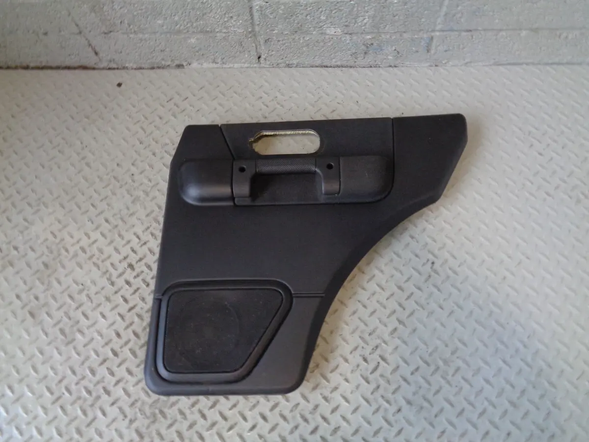 Discovery 2 Door Card Off Side Rear Black Land Rover 2002 To 2004 R15123 1