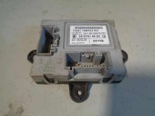 Freelander 2 Door Control Module Ecu Near Side Front 7G9t 14B533 Kc 1