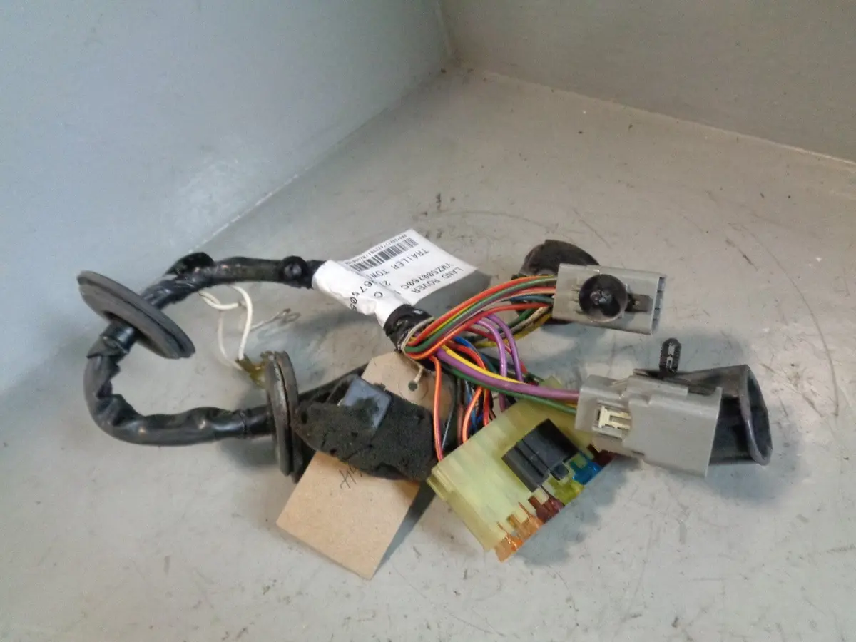Discovery 3 Trailer Wiring Link Loom Ymz500760c Land Rover 2004 To 2009 1