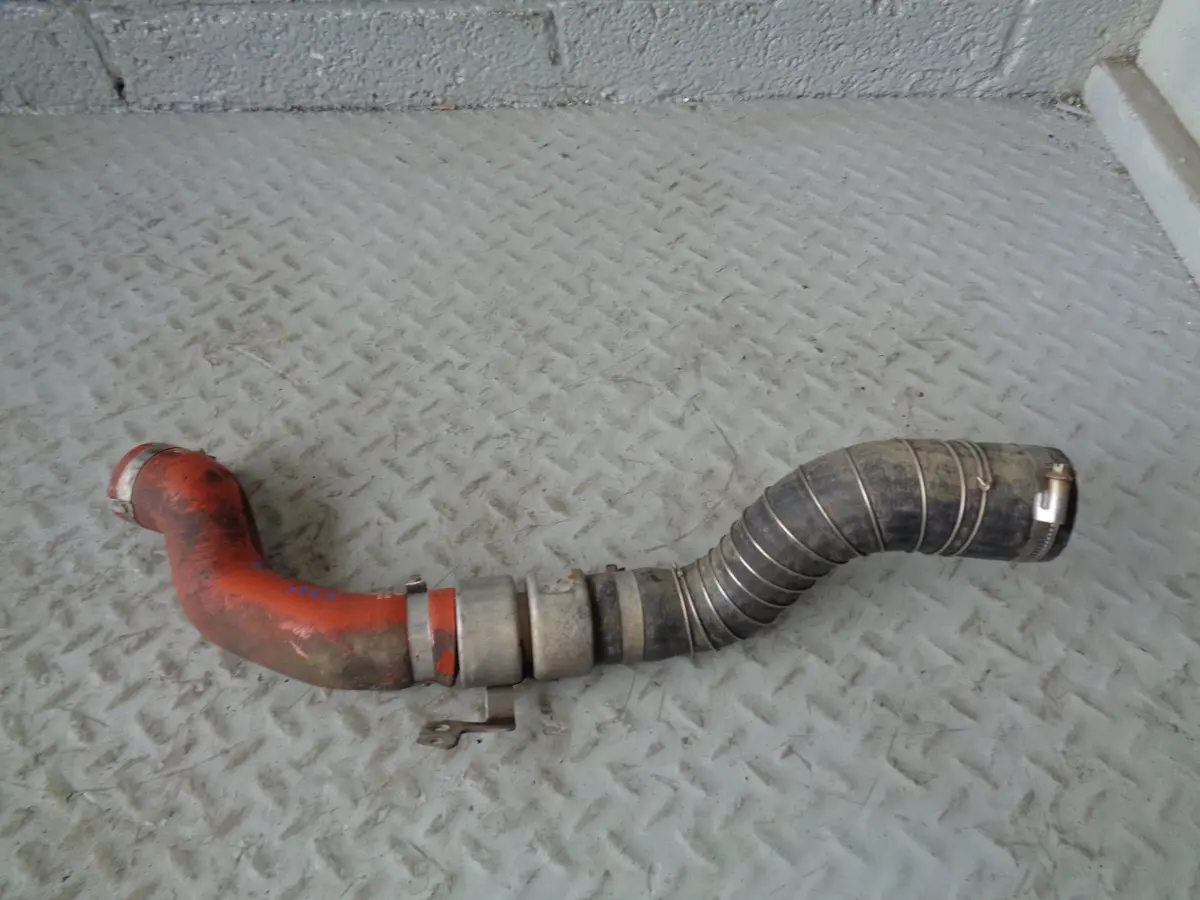 Range Rover L322 Turbo Intercooler Pipe 4.4 Tdv8 Ah4q-6F074-Ad 2010 To 2013 1