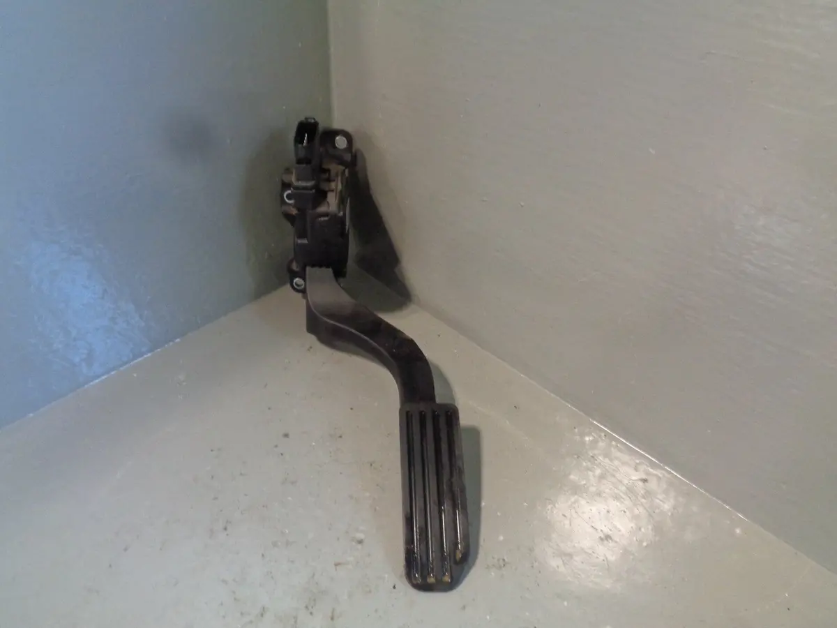 Freelander 2 Throttle Pedal 7G9n-9F836-Ga Land Rover 2.2 Td4 Manual 2006 To 2015 1