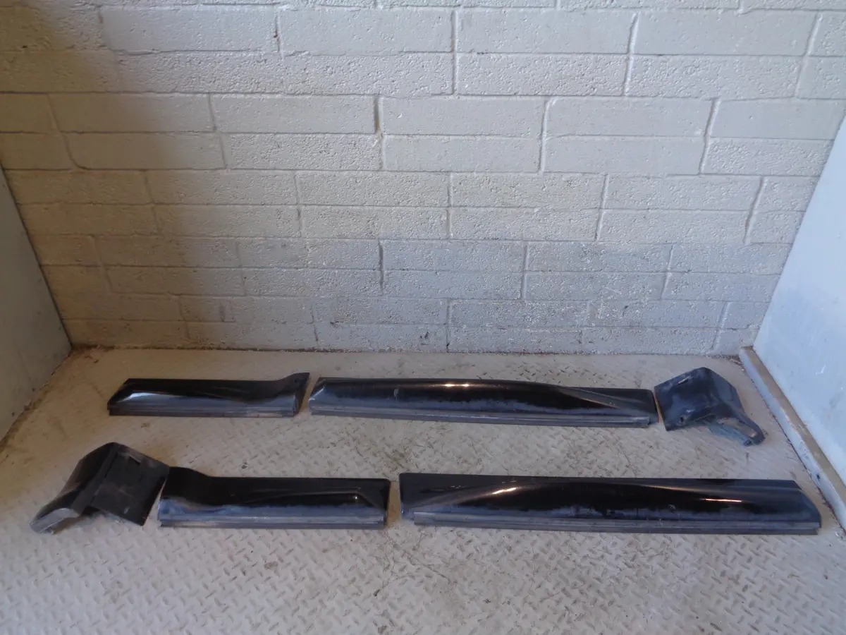 Range Rover Sport Door Moulding Trims 6 Piece Santorini Black Facelift L07055 1