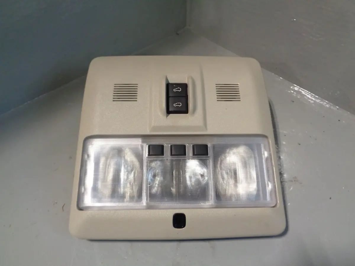 Discovery 4 Front Interior Roof Light Panel With Sunroof Switch Land Rover 1
