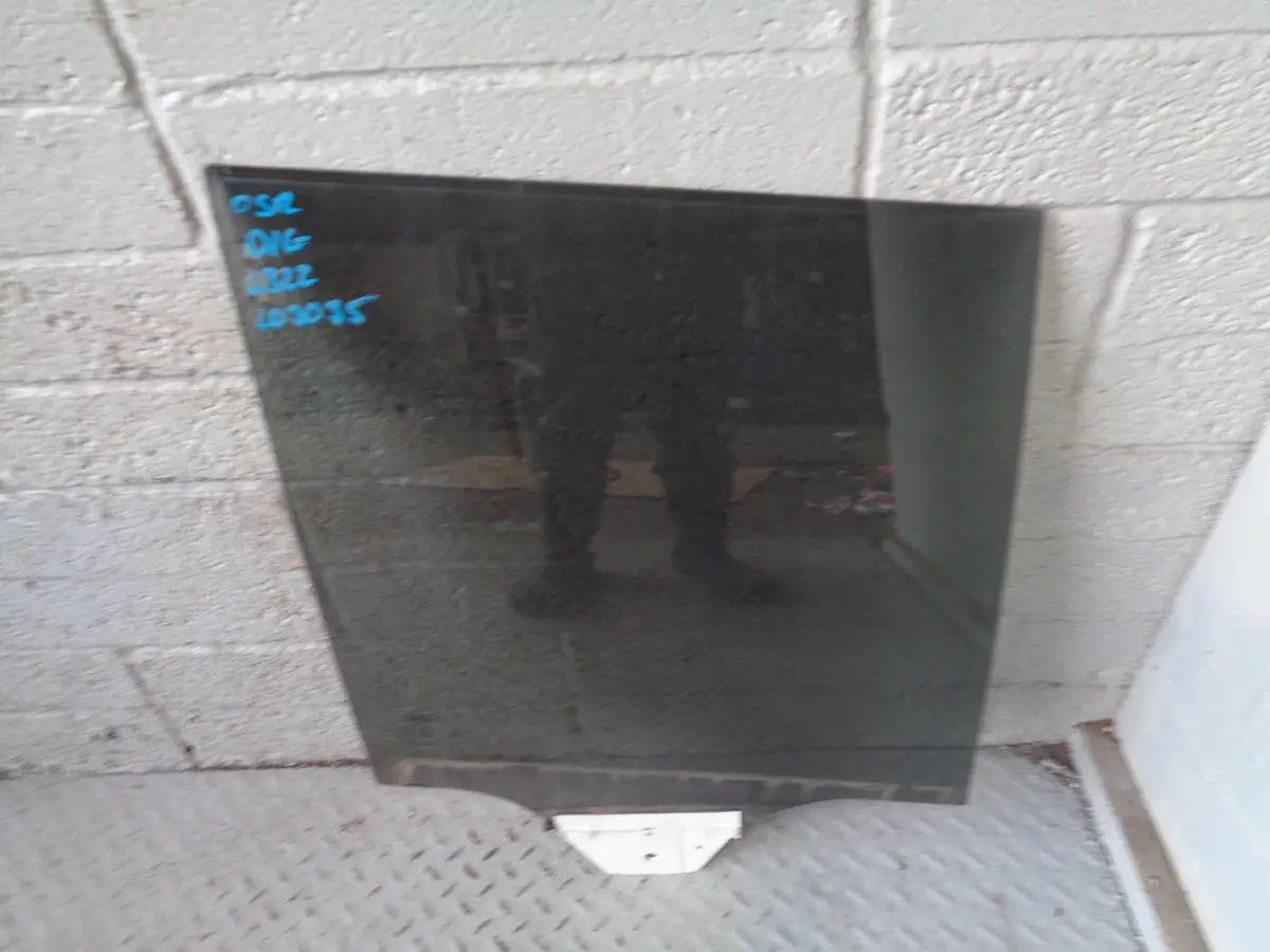 Range Rover L322 Window Glass Off Side Rear Double Glazed Tinted 2010 To 2012 1