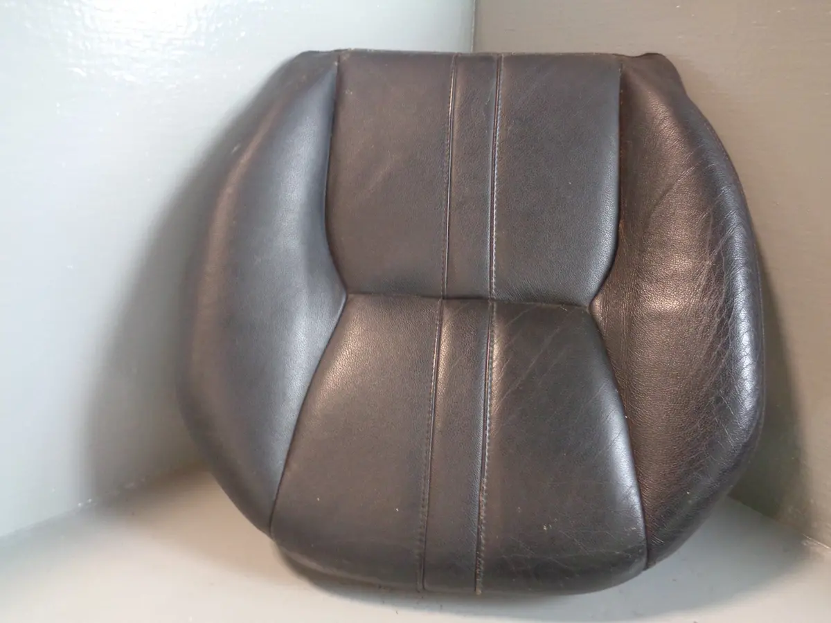 Discovery 4 Seat Padded Base Near Side Front Black Leather Land Rover K18035 1
