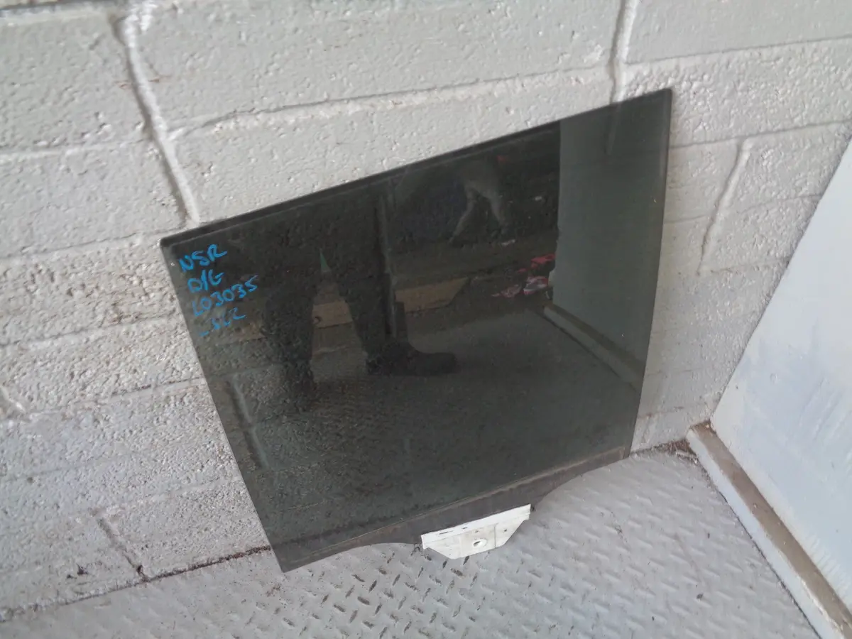 Range Rover L322 Window Glass Near Side Rear Double Glazed Tinted 2010 To 2012 2