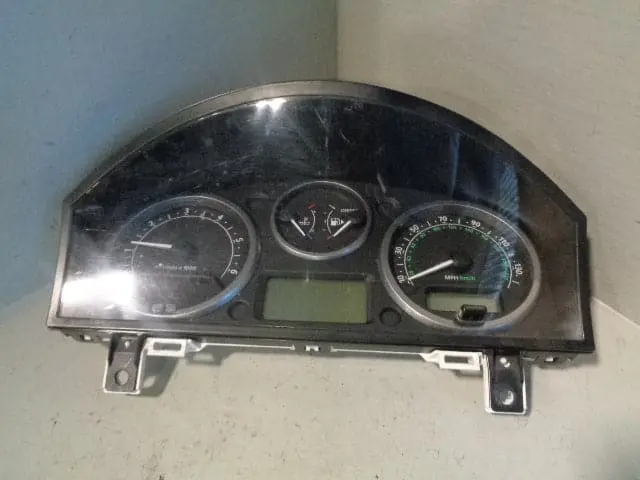 Discovery 3 Cluster Speedo Land Rover Yac500023 Land Rover 2004 To 2007 1
