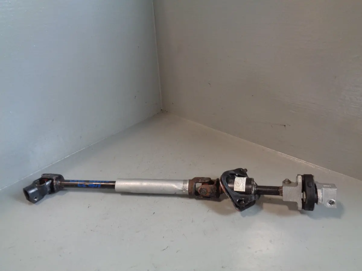 Range Rover L322 Lower Steering Column Shaft And Uj 7H42-4810-Ab 2010 To 2013 1