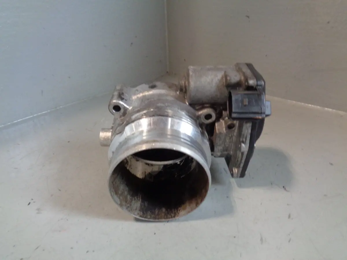 Range Rover L322 Throttle Body Housing 4.4 Tdv8 Bc3q-9F991-Da 2010 To 2013 1