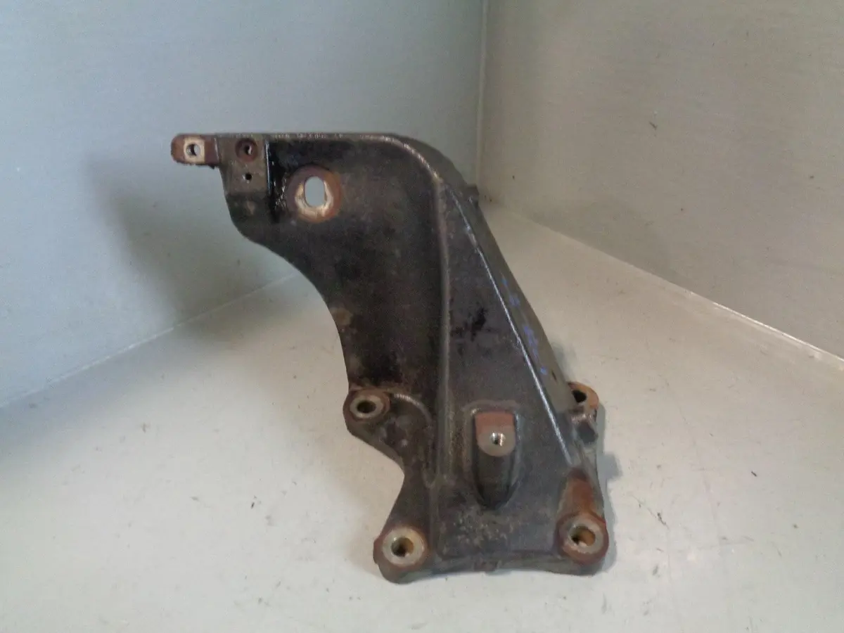 Range Rover L322 Engine Mount Bracket Off Side Right 6H43-6037-Ac 4.4 Tdv8 1