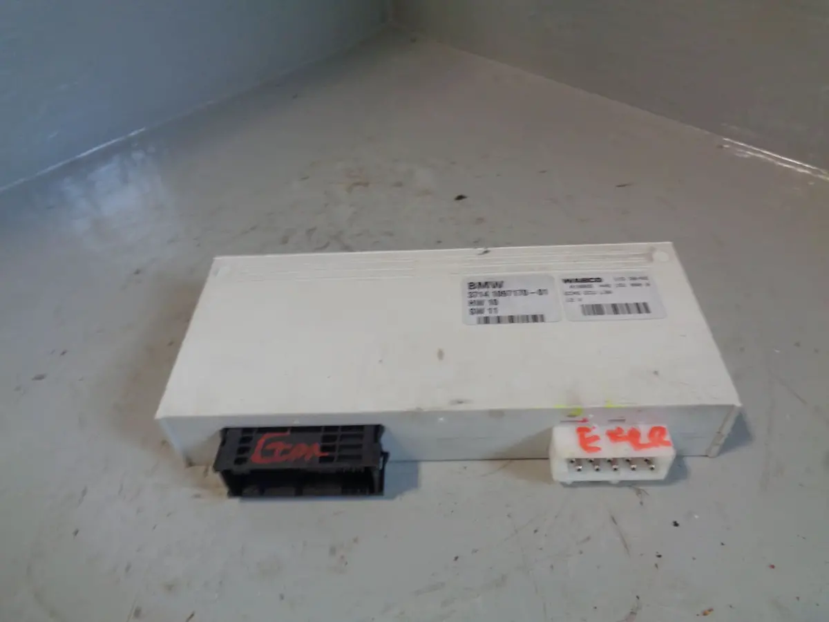 Range Rover L322 Air Suspension Control Module Ecu 3714 109717-01 2002 To 2006 1