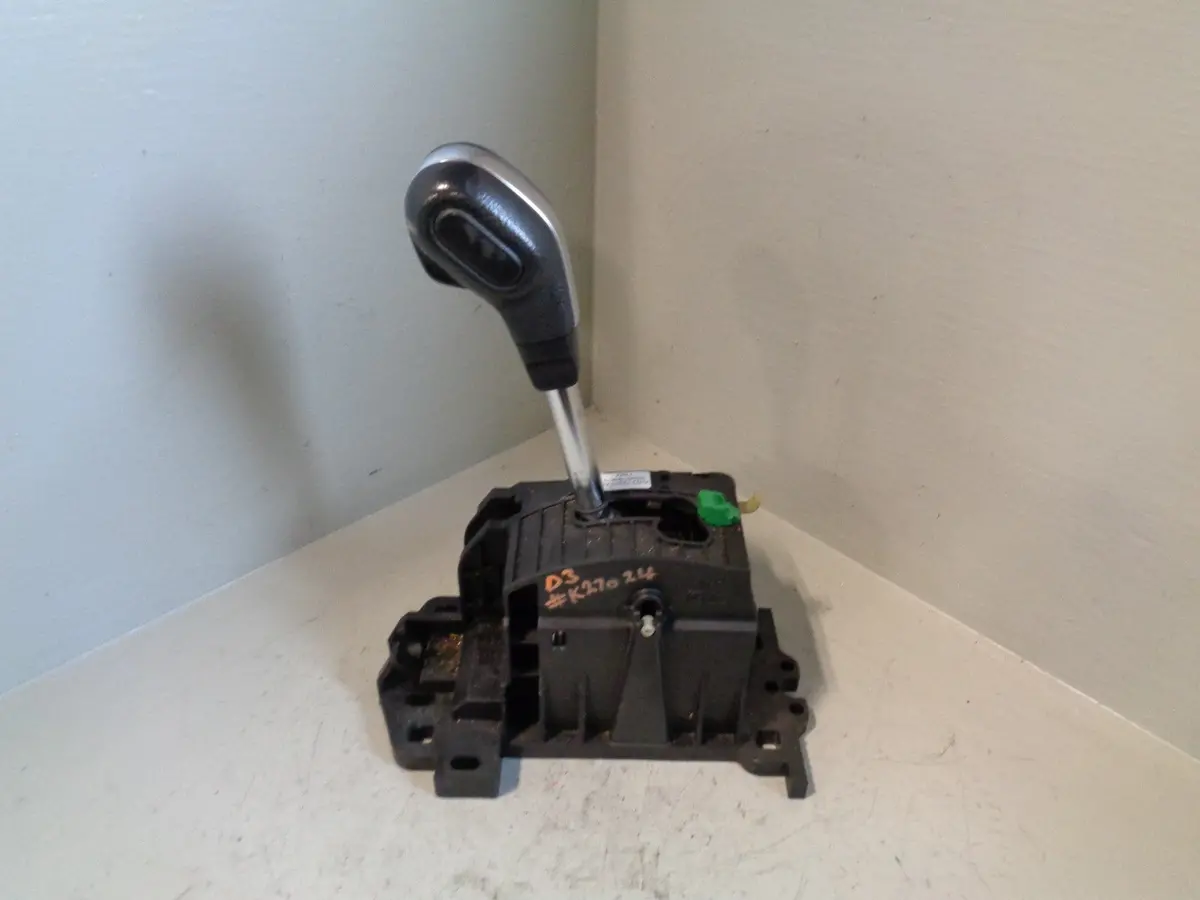 Discovery 3 4 Automatic Gear Selector Knob Land Rover Ah22-7Z370-Ac No Cable 1