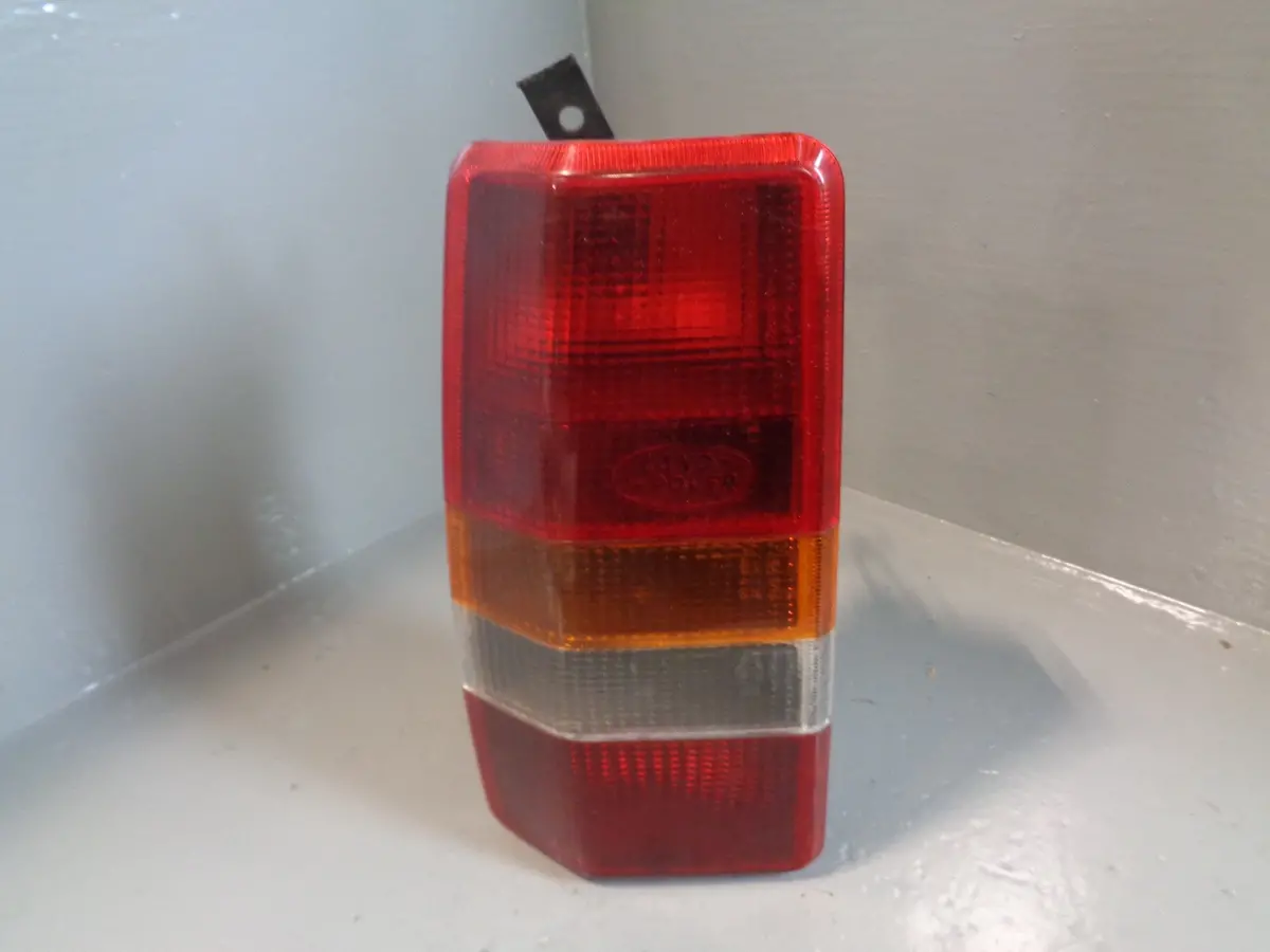 Discovery 1 Rear Light Upper Near Side Left Land Rover 1994 To 1998 1
