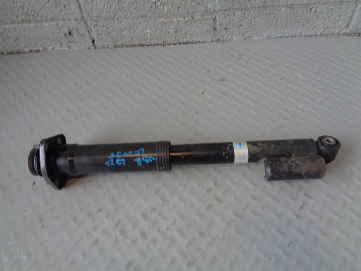 Range Rover L322 Shock Absorber Dynamic Lr023580 Near Side Rear Vds 2010 To 2013 1
