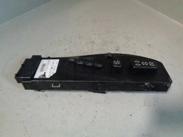 Range Rover L322 Electric Seat Switch Pack Memory Off Side Front 61.31-4 318 598 1