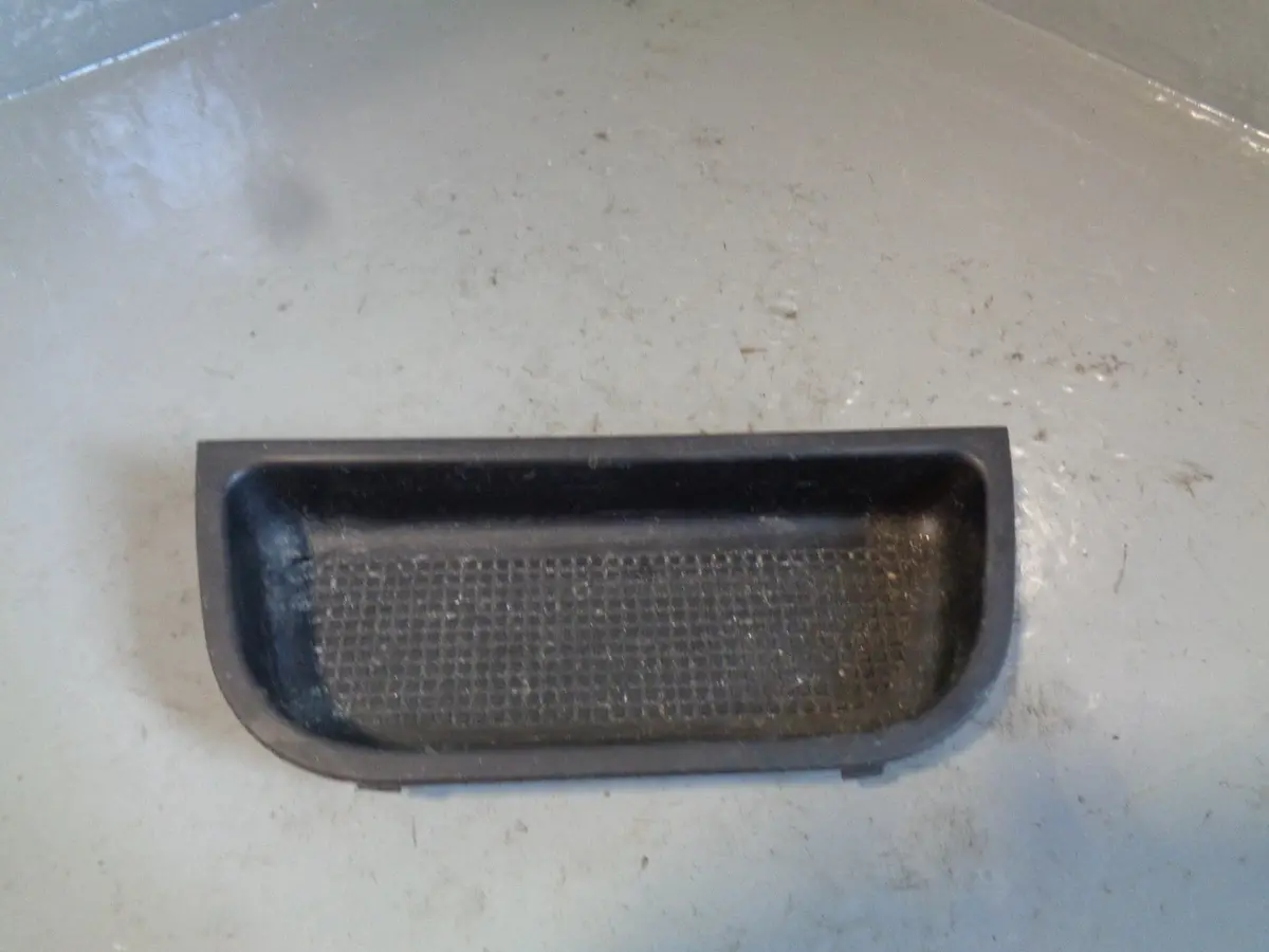 Freelander 2 Centre Console Rubber Rear Trim 6H52-F044c82-Aaw Land Rover 1
