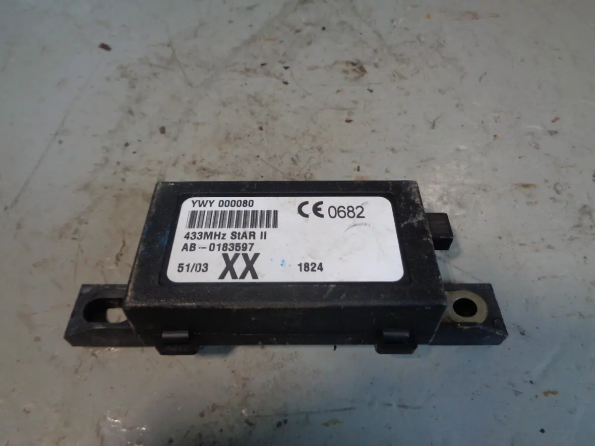 Discovery 2 Alarm Remote Receiver Ywy000080 Land Rover 1998 To 2004 1
