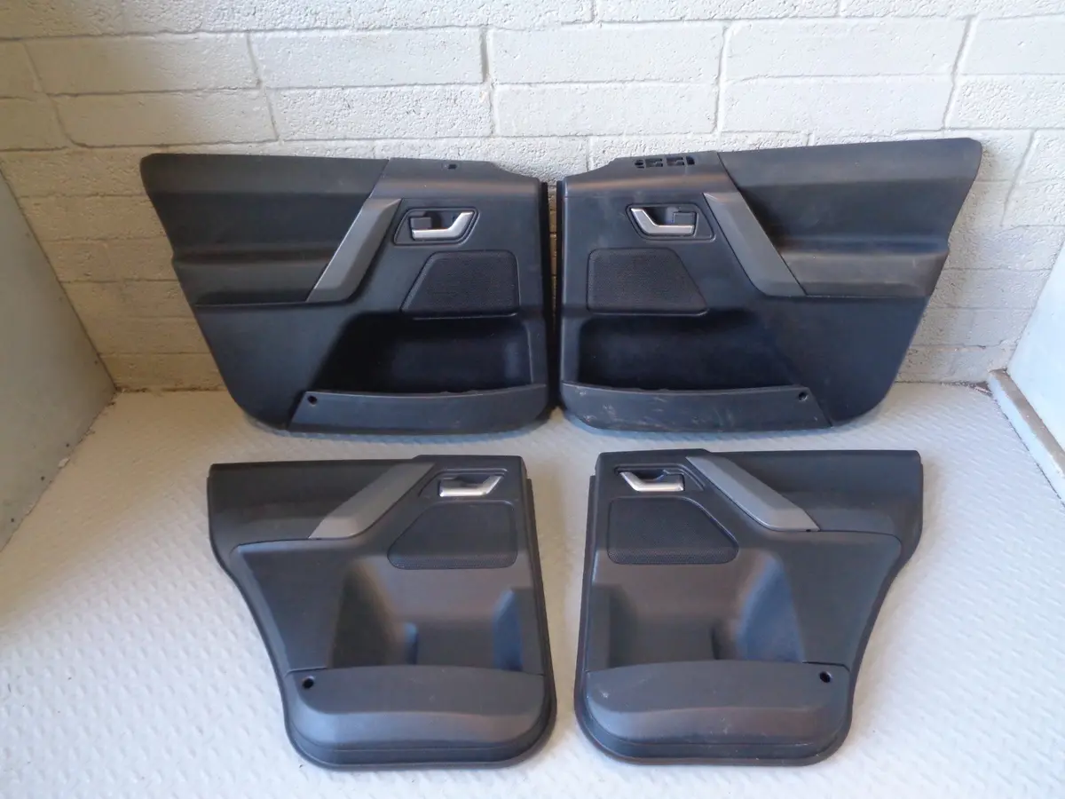 Freelander 2 Door Cards Set Of 4 In Black Cloth Land Rover 2006 To 2011 R12035 1