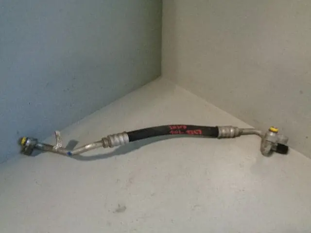 Range Rover Air Conditioning Hose Pipe L322 3.0 Td6 Jue500591 2002 To 2006 1