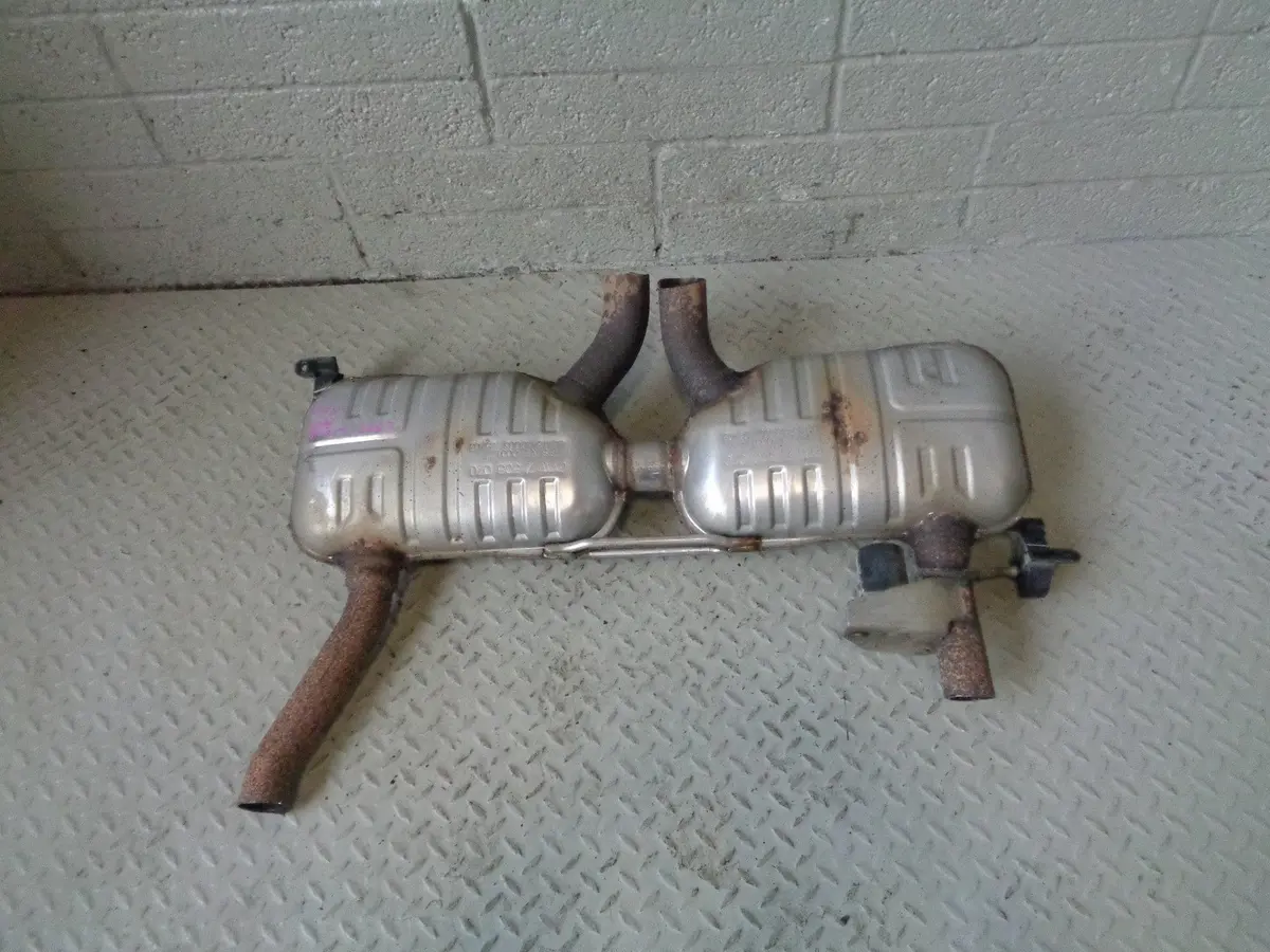 Range Rover L322 Centre Box Exhaust System Section 4.4 V8 2002 To 2006 R12103 1