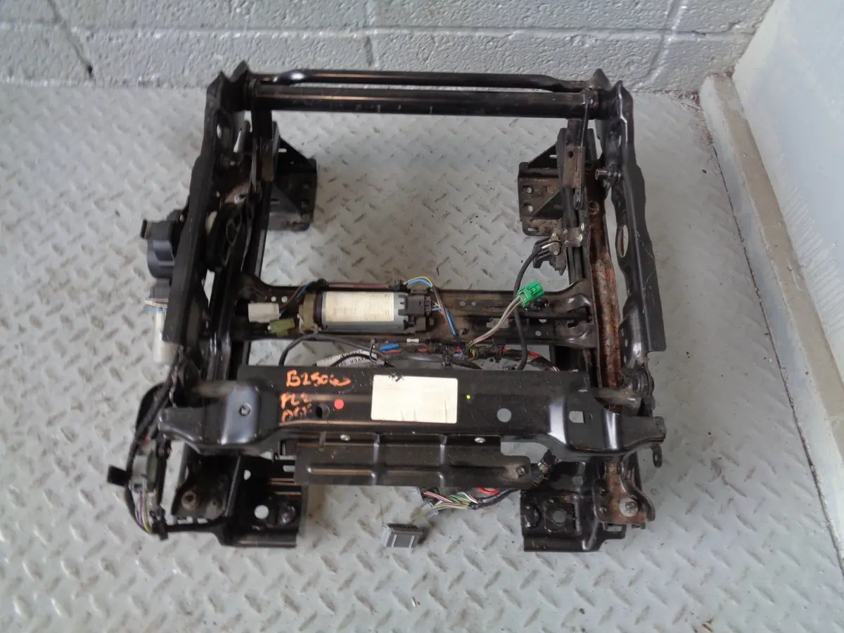 Freelander 2 Seat Frame Base Off Side Front With Motors Land Rover 2006 To 2011 1