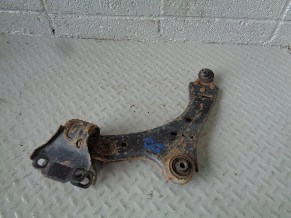 Freelander 2 Front Control Arm Suspension Near Side Lower 2006 To 2014 1