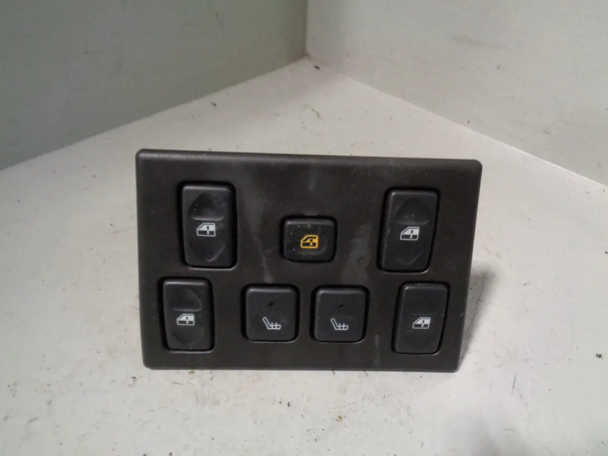 Discovery 2 Electric Window Switch Pack Heated Seats Grey Land Rover L318 1