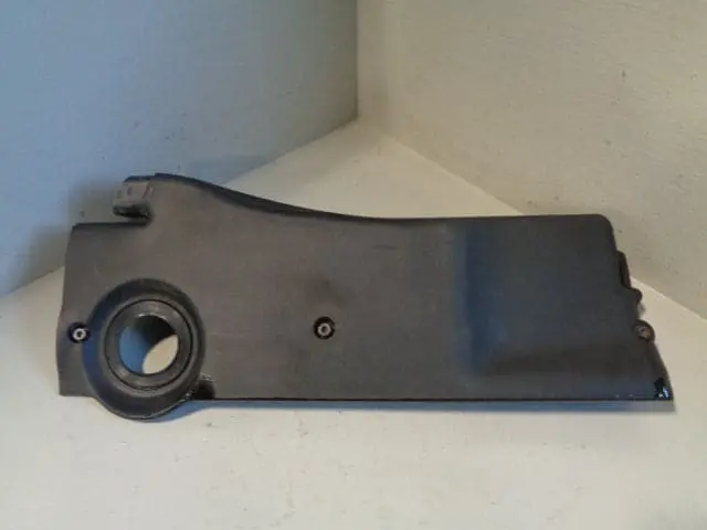 Range Rover Td6 Side Engine Cover Diesel 3.0 L322 2002 To 2006 1