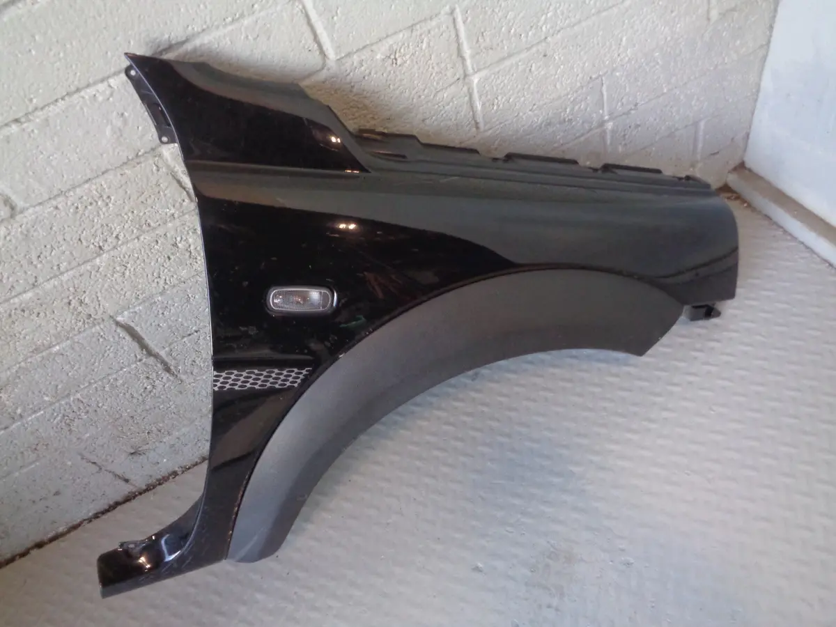 Freelander 1 Front Wing Off Side Java Black Land Rover 2004 To 2006 L15055 2