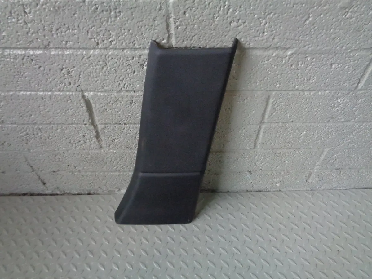 Range Rover B Pillar Lower Trim Interior L322 Off Side Black 2006 To 2013 1