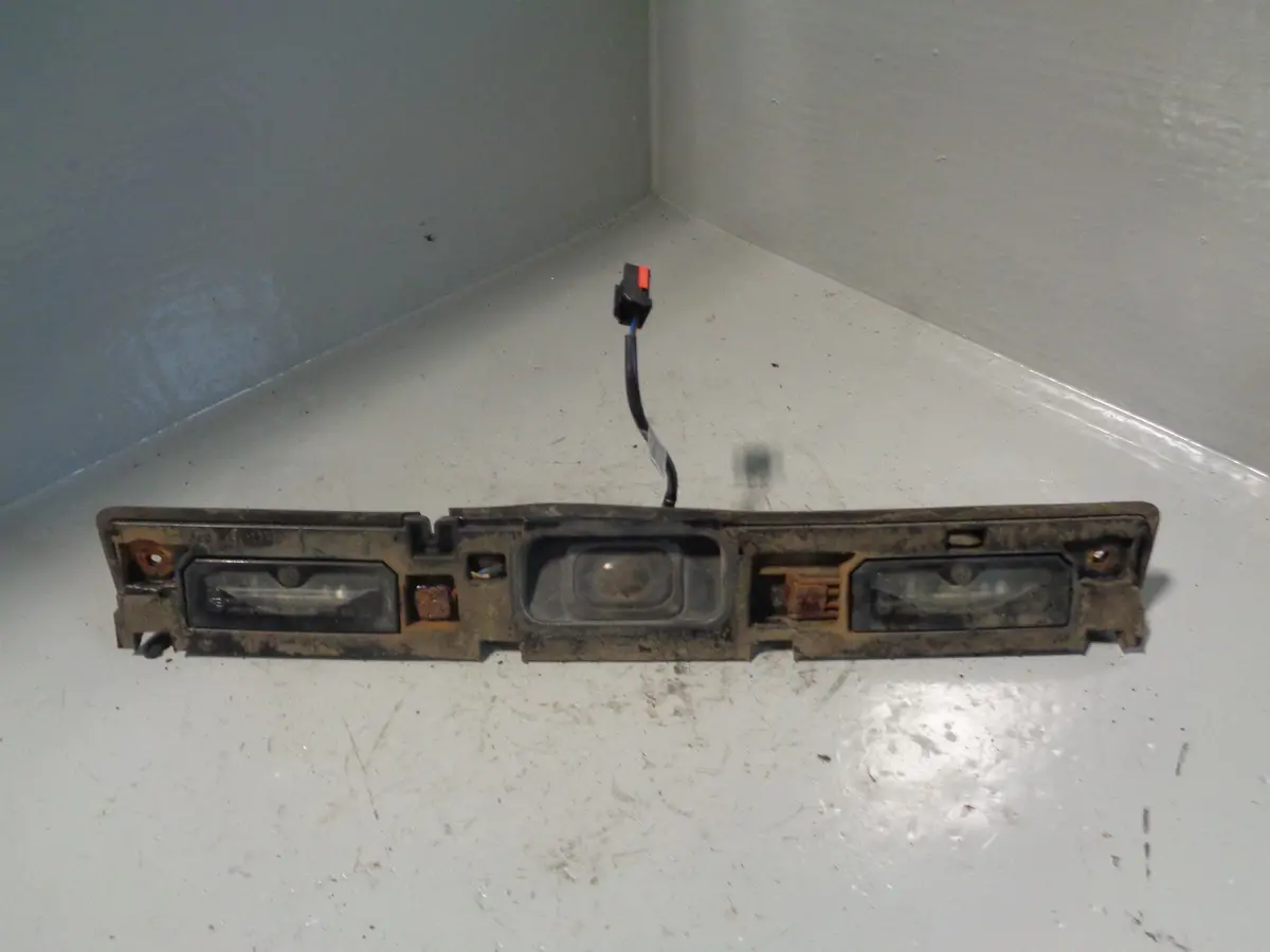 Range Rover L405 Tailgate Handle Release And Number Plate Lights 2013 To 2017 1