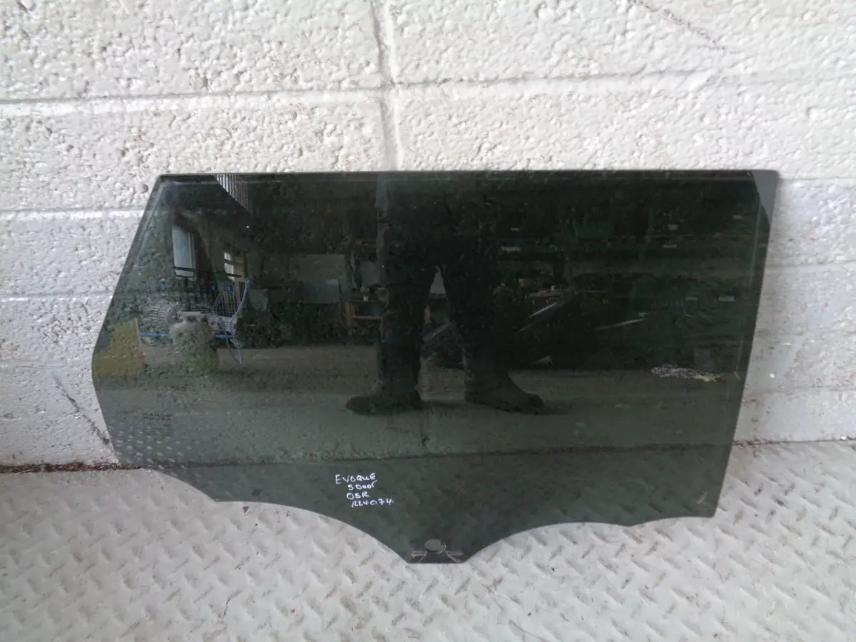 Range Rover Evoque Glass Rear Door Window Off Side 2011 To 2018 Dark Tint 1