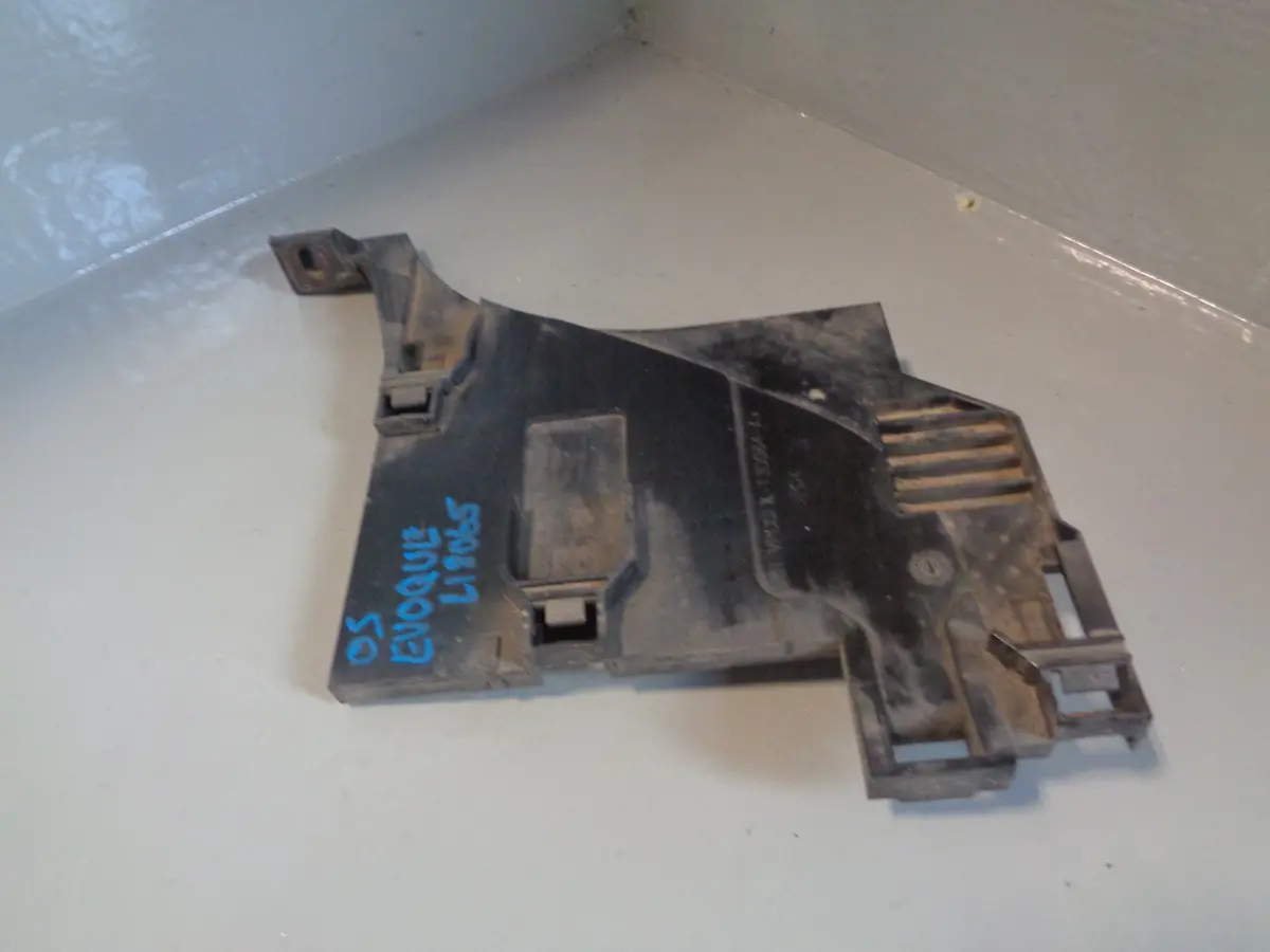 Range Rover Evoque Headlight Bracket Off Side Vpccfx-13D084-A L538 2011 To 2015 1