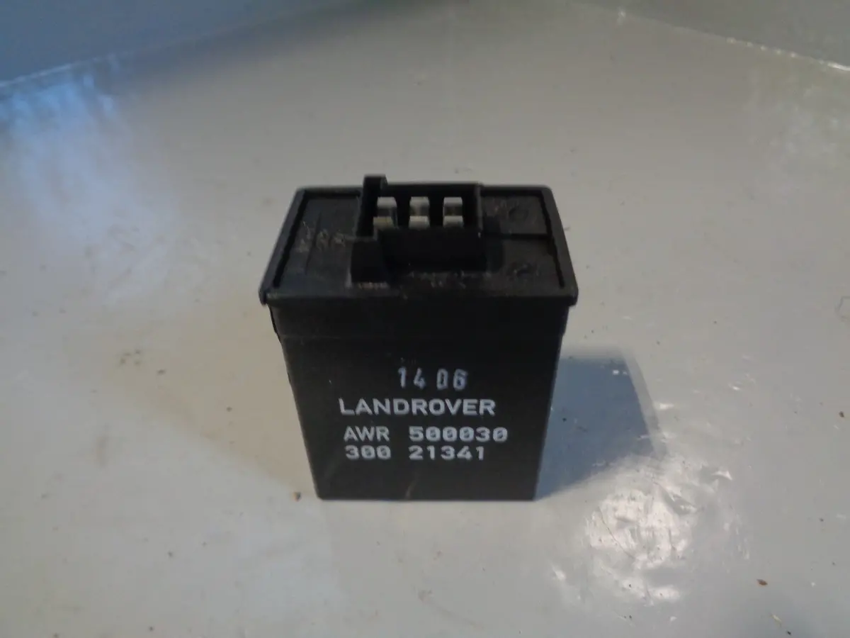 Freelander 1 Heated Seat Relay Module Awr500030 Land Rover 1998 To 2006 1