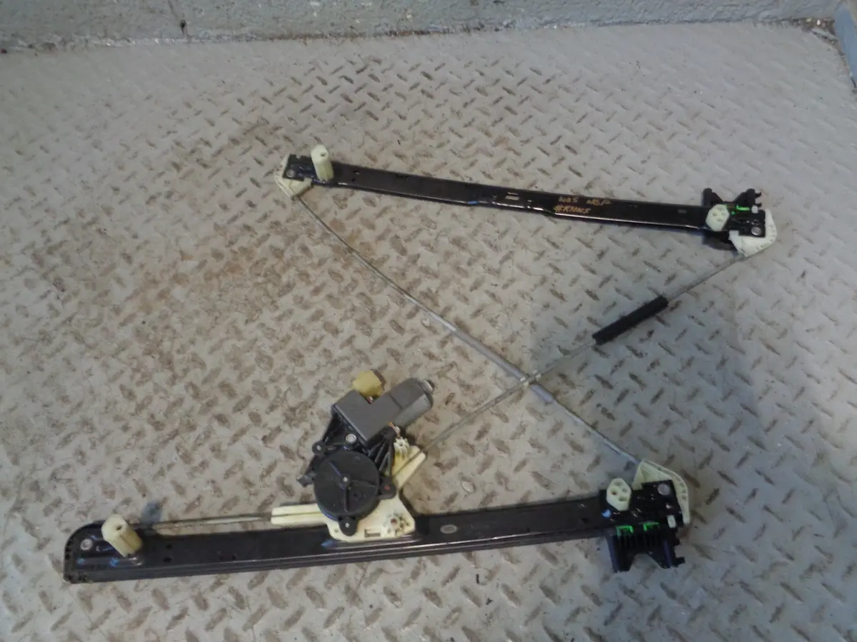 Range Rover L405 Window Regulator And Motor Near Side Front 2013 To 2017 1